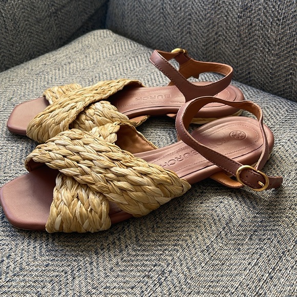 Tory Burch Leather and Raffia Sandals Flat Size:9 M - Picture 12 of 16
